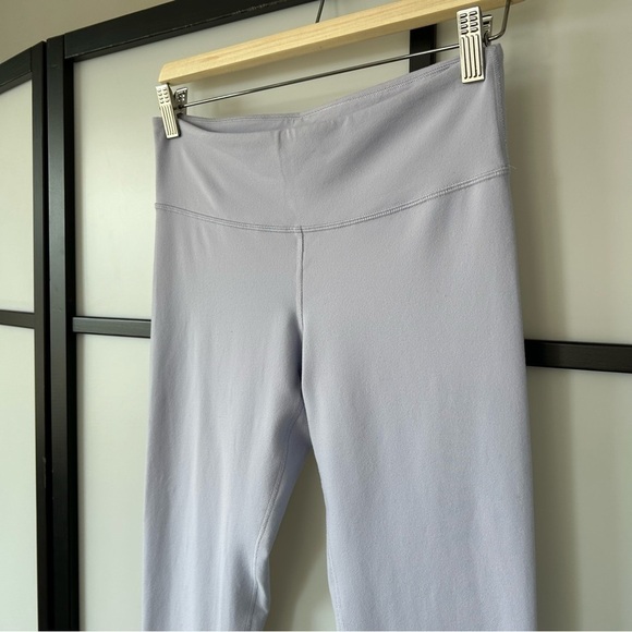 [M] Aritzia TNA Chill Leggings Pastel Lavender Purple Women’s - Picture 3 of 8